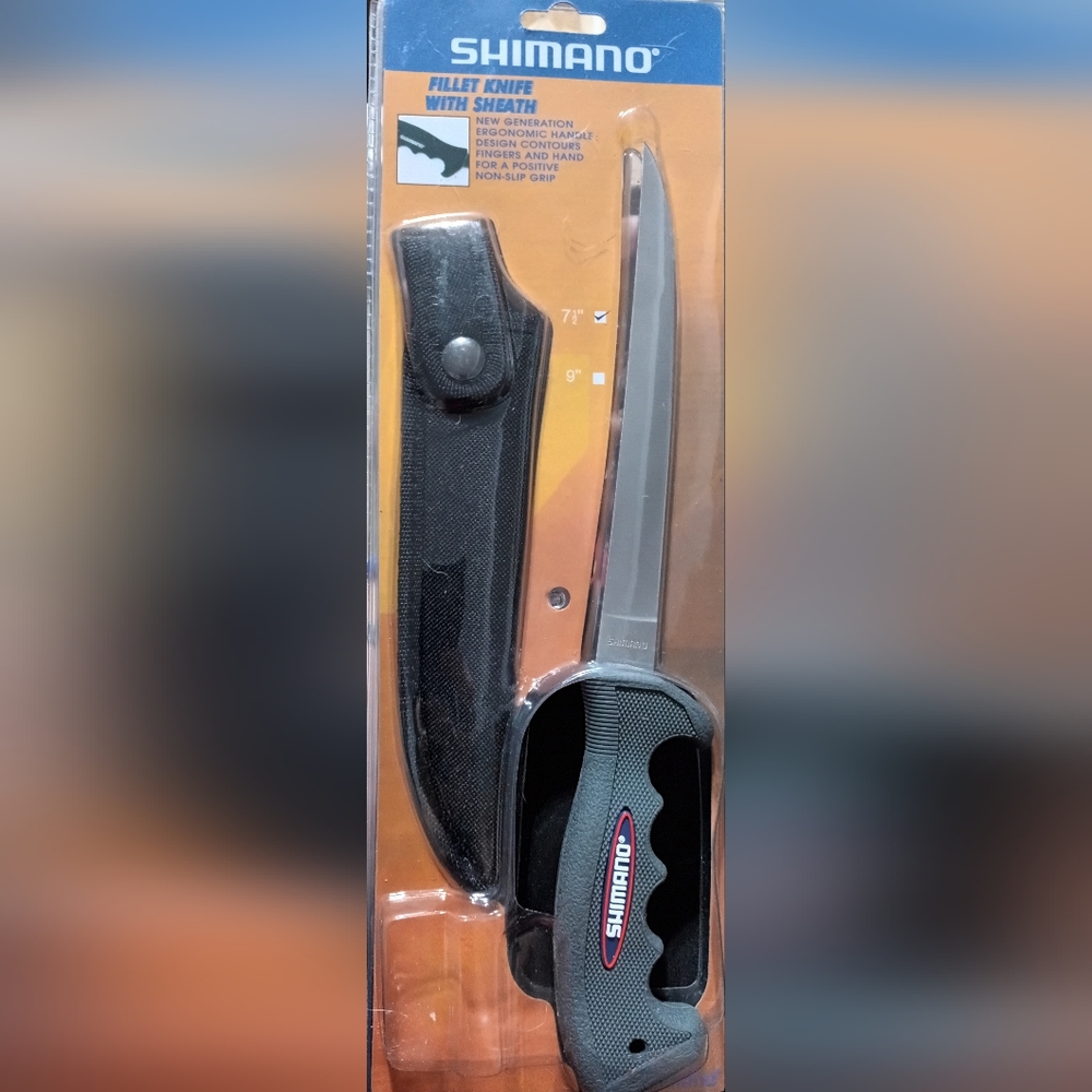 Shimano Fillet knife w/Shealth 71/2"    Non - slip Grip